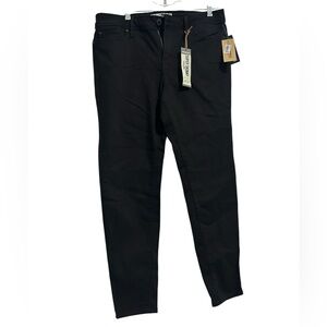 Super Skinny NWT Black Jeans